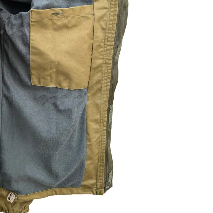 Gorka 5 jacket interior with a showcase of pockets