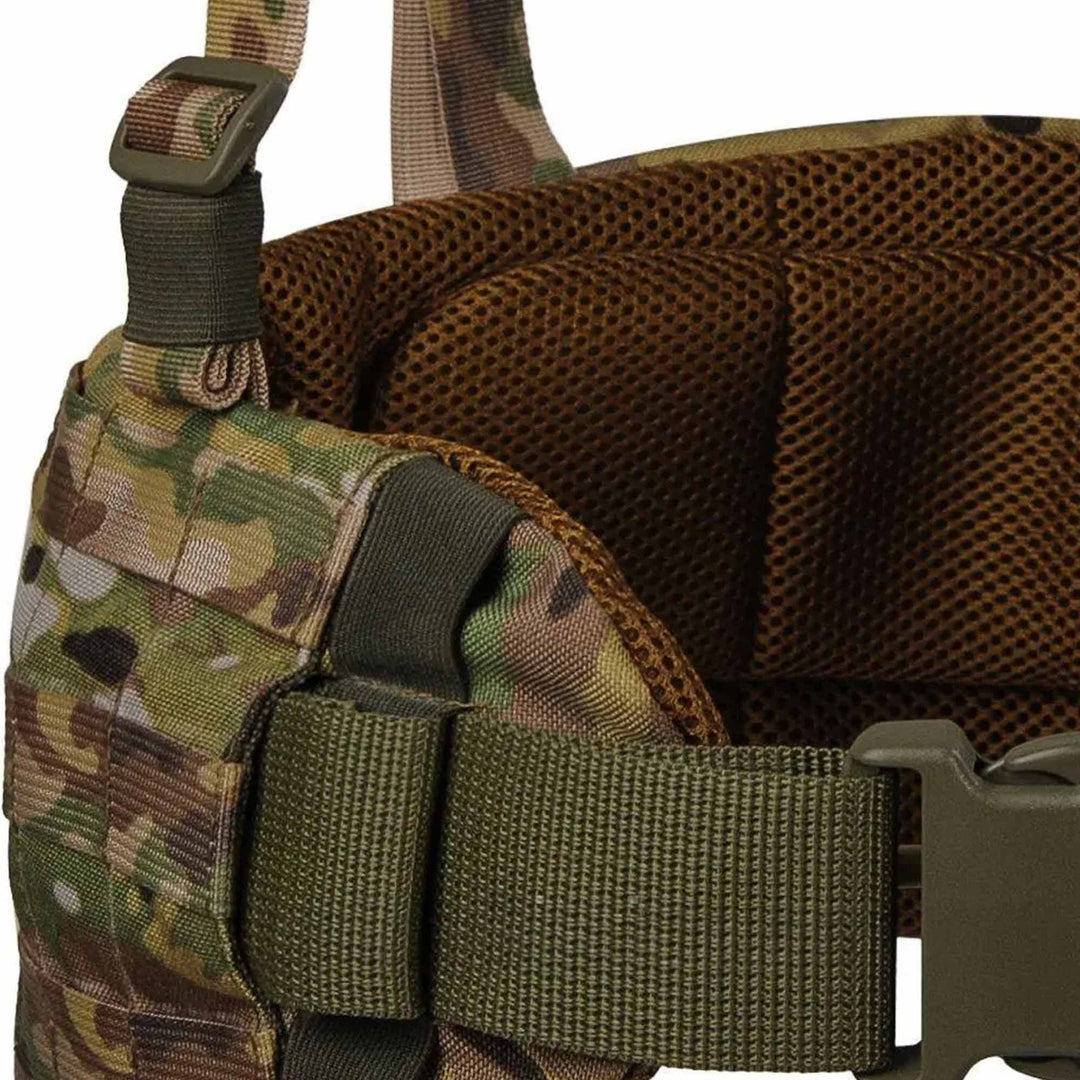 Multicam load-bearing belt with Italian quick-release buckle