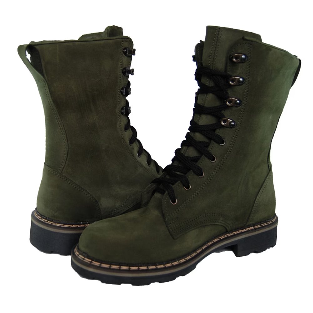 Dark olive tactical military boots for winter use