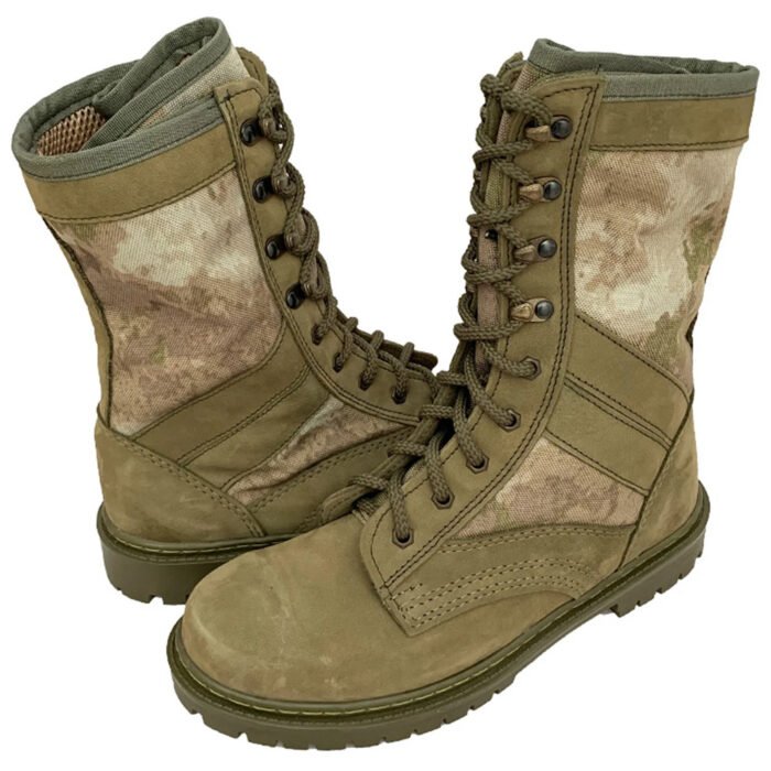 Pair of moss camouflage boots for men with nubuck and mesh design