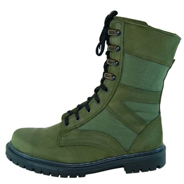 Army tactical boots in olive, designed for resilience in military and work scenarios.