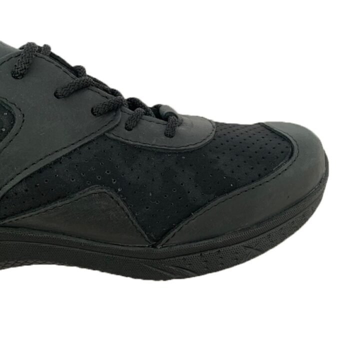 army black sneakers1