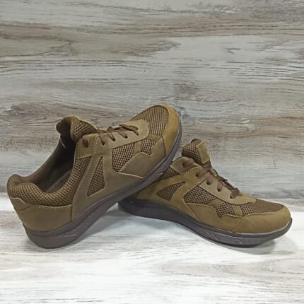 Sand-colored tactical mesh sneakers with natural leather panels and ventilated 3D mesh inserts, designed for police and military summer use.