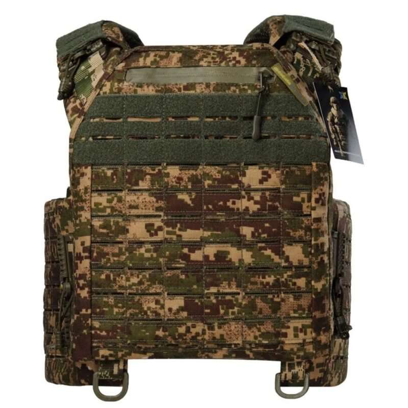 Predator camo tactical plate carrier with full MOLLE panel and reinforced military vest